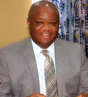 Mr.-Femi-Ogunwomoju-oou-registrar